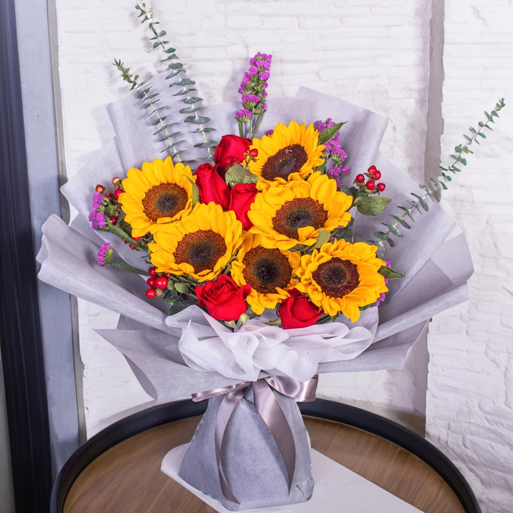 Sunflowers and Roses: The Right Mix for Every Occasion 5 sp 2026 09 23T120326.389
